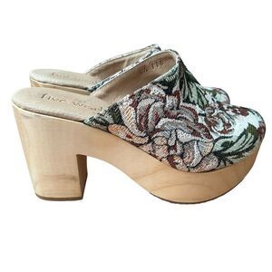 Five Worlds Cordani x Anthropologie Milag Wooden Heel Clogs Size 6.5